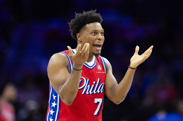 Top 10 cầu thủ phạm lỗi tấn công nhiều nhất trong 15 năm qua! Lowry là người đầu tiên trong giờ nghỉ