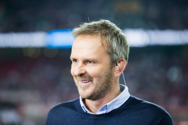 Hamann: Phản đối việc gia hạn hợp đồng trước với Kane. Anh ấy sẽ phòng ngự quá sâu và điều đó sẽ ảnh